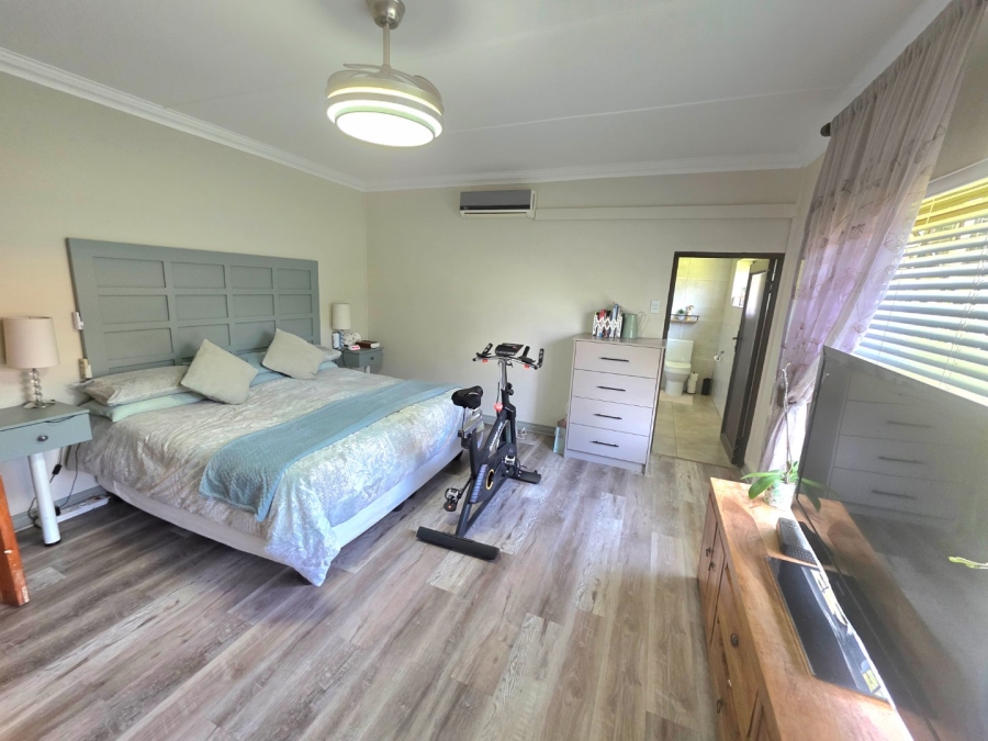 5 Bedroom Property for Sale in Morelig Free State